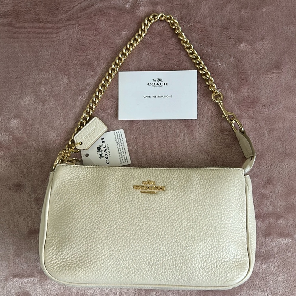 Coach beige white leather purse/wristlet convertible